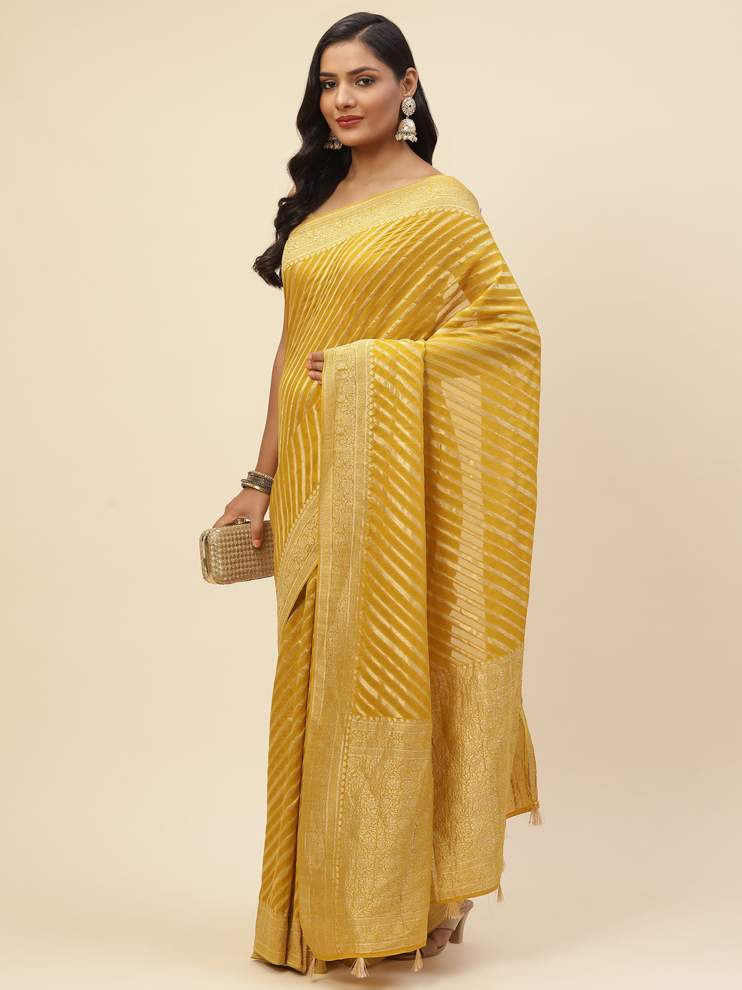 Plain Stripes Georgette Saree