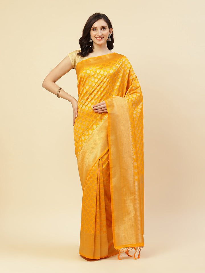 Zari Booti Border Woven Art Handloom Saree