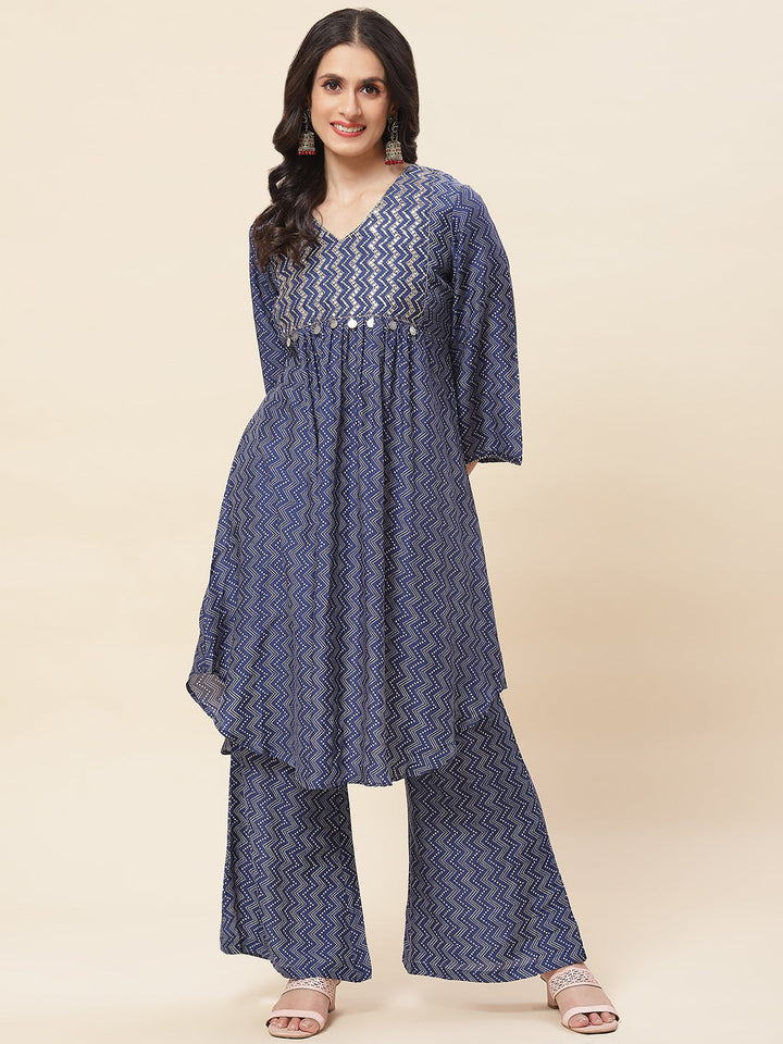 Printed &amp; Neck Embroidered Muslin Kurta With Pants