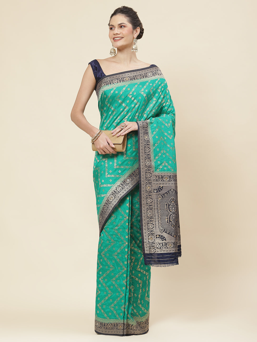 Zari Border Woven Handloom Saree