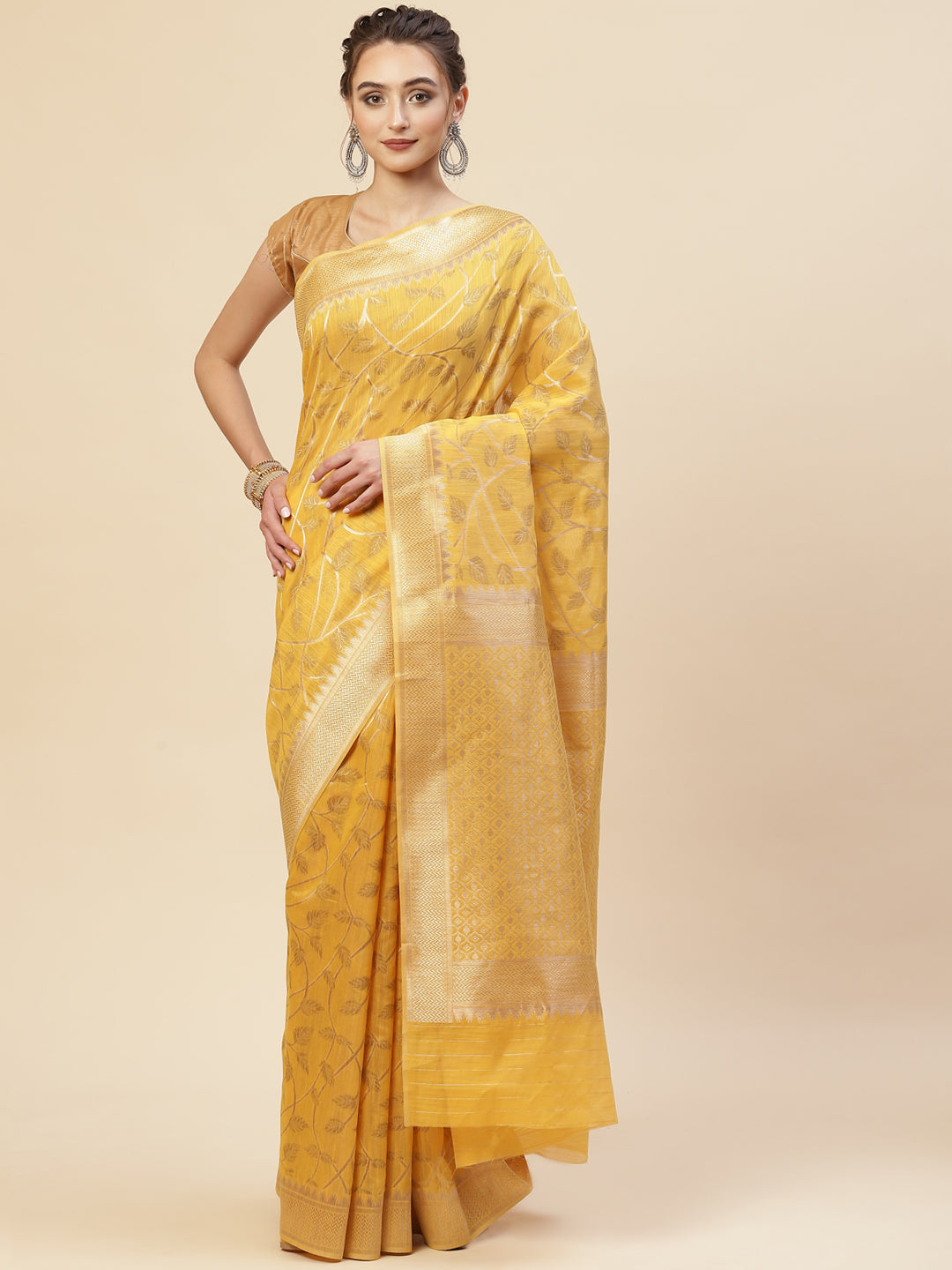Zari Border Booti Cotton Woven Saree