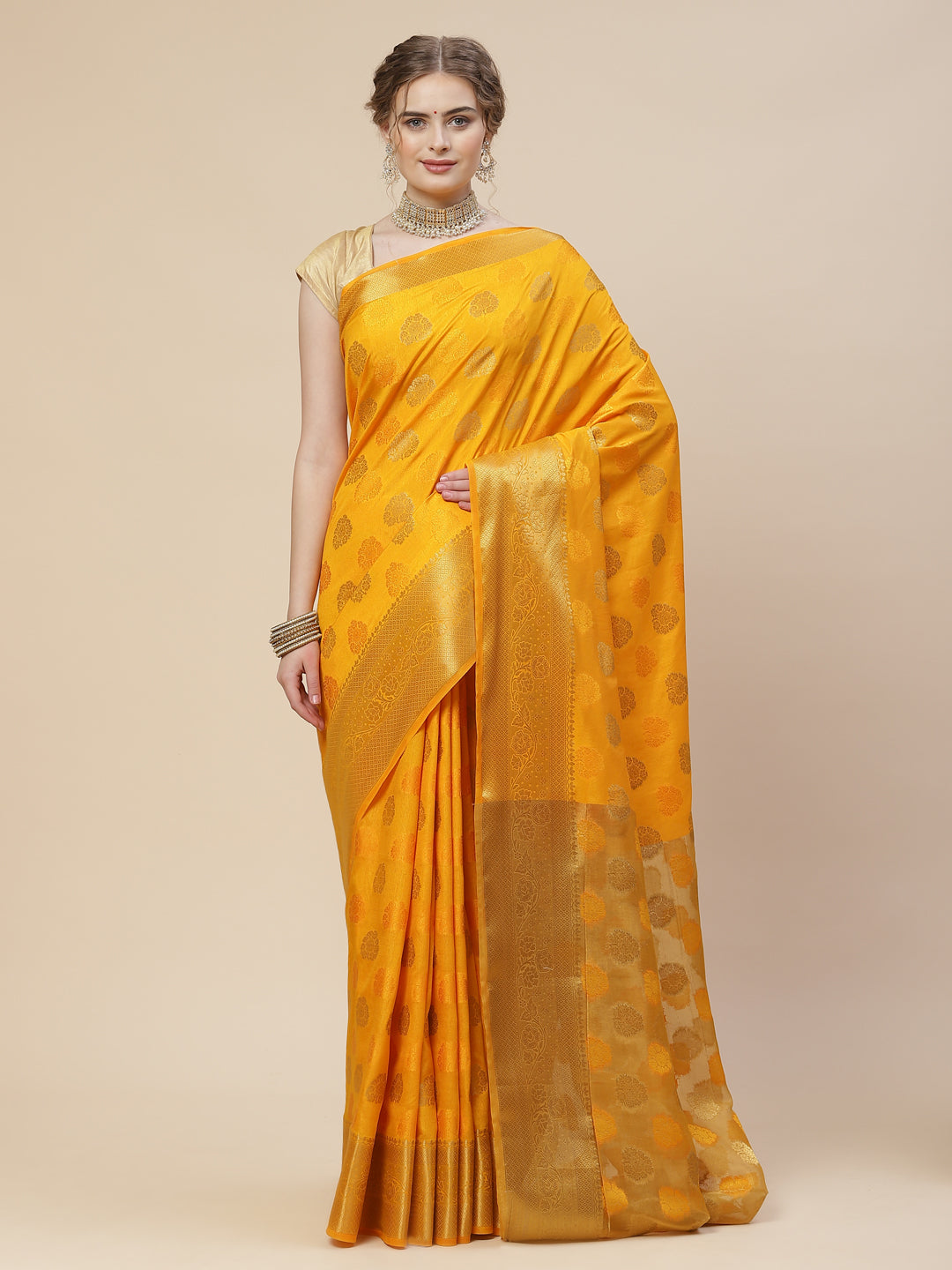 Zari Border Booti Art Handloom Woven Saree