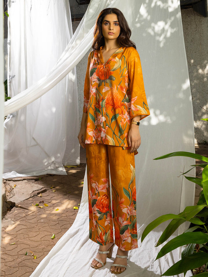 Floral Printed Muslin Kurta With Pants