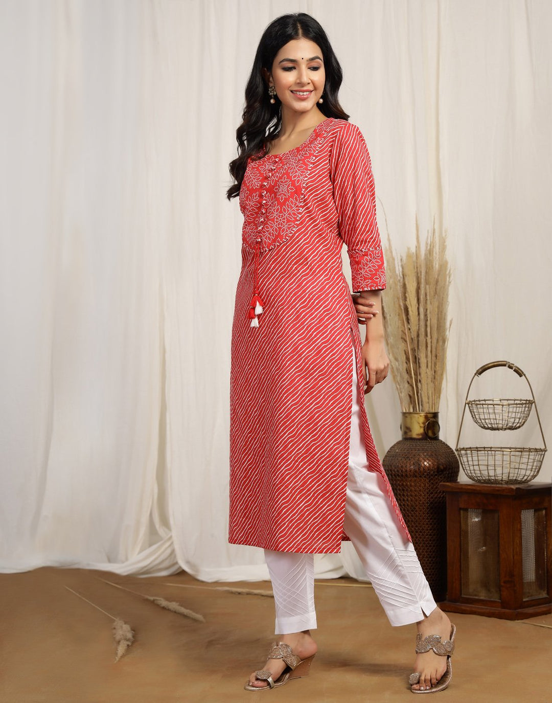 Leheriya Print Cotton Kurti Yoke Detail