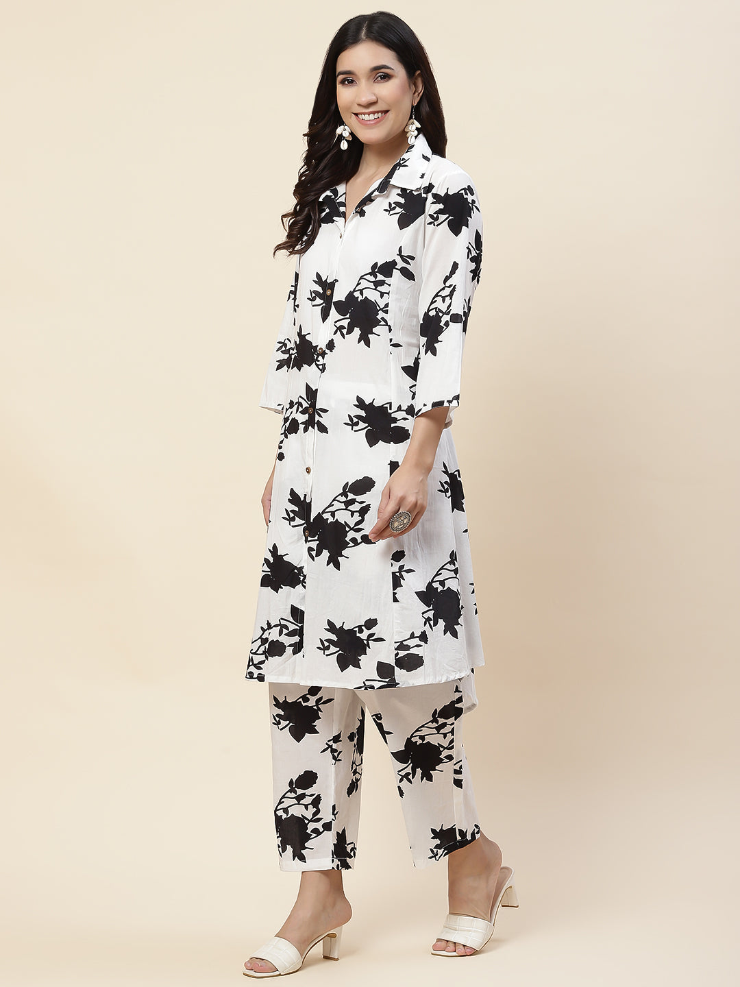Floral Printed Cotton Kurta With Pants
