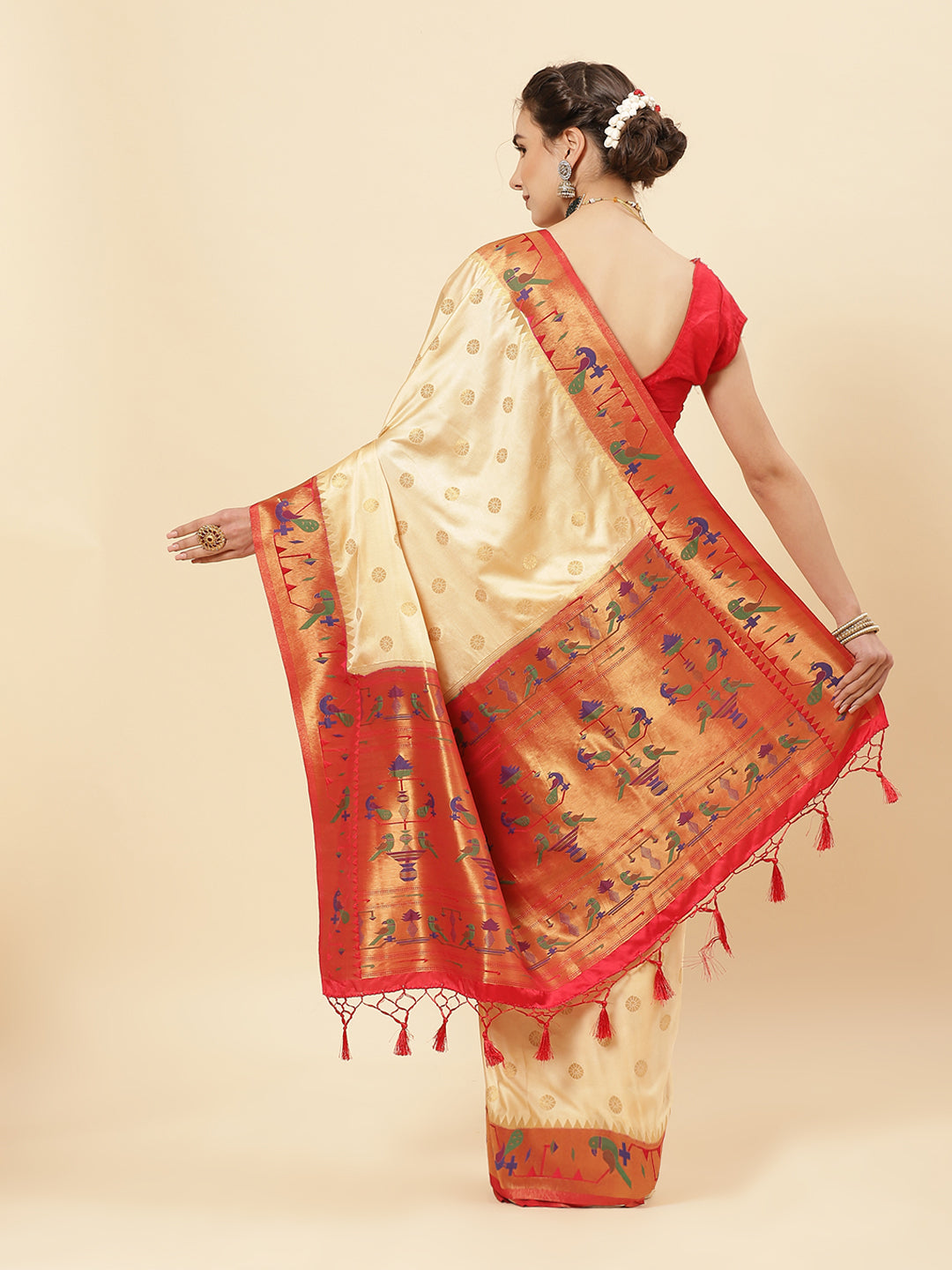 Paithani Silk Saree With Contrast Blouse