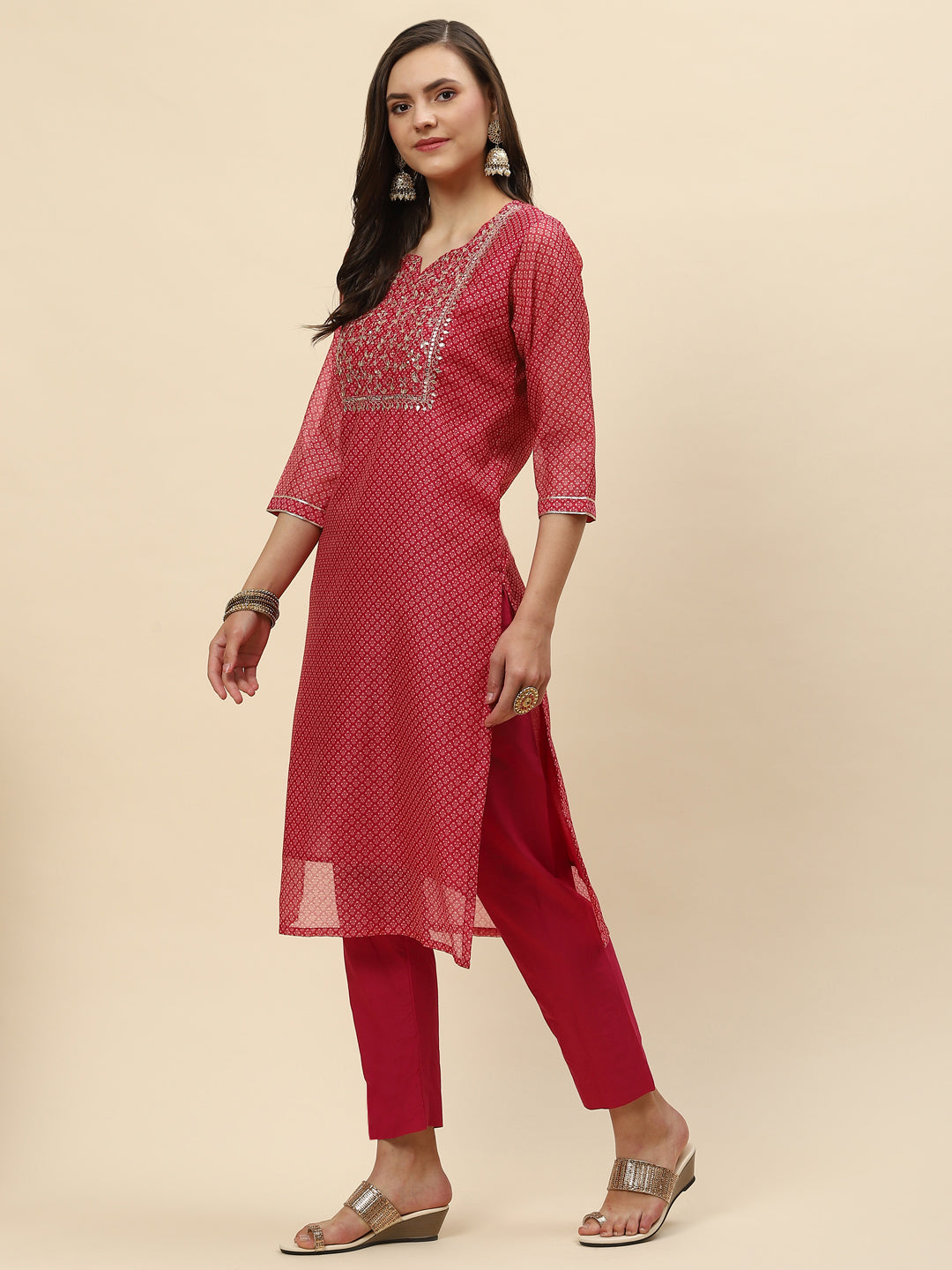Neck Embroidered &amp; Floral Printed Chanderi Kurta With Pants