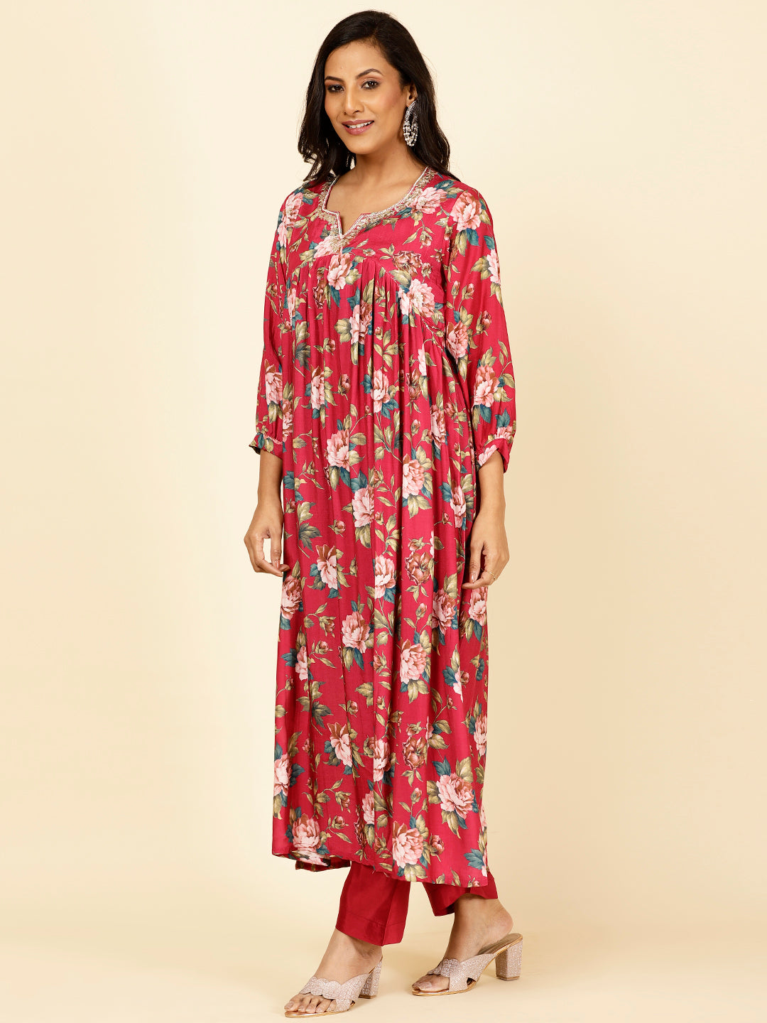 Floral Printed Muslin Kurta With Pants