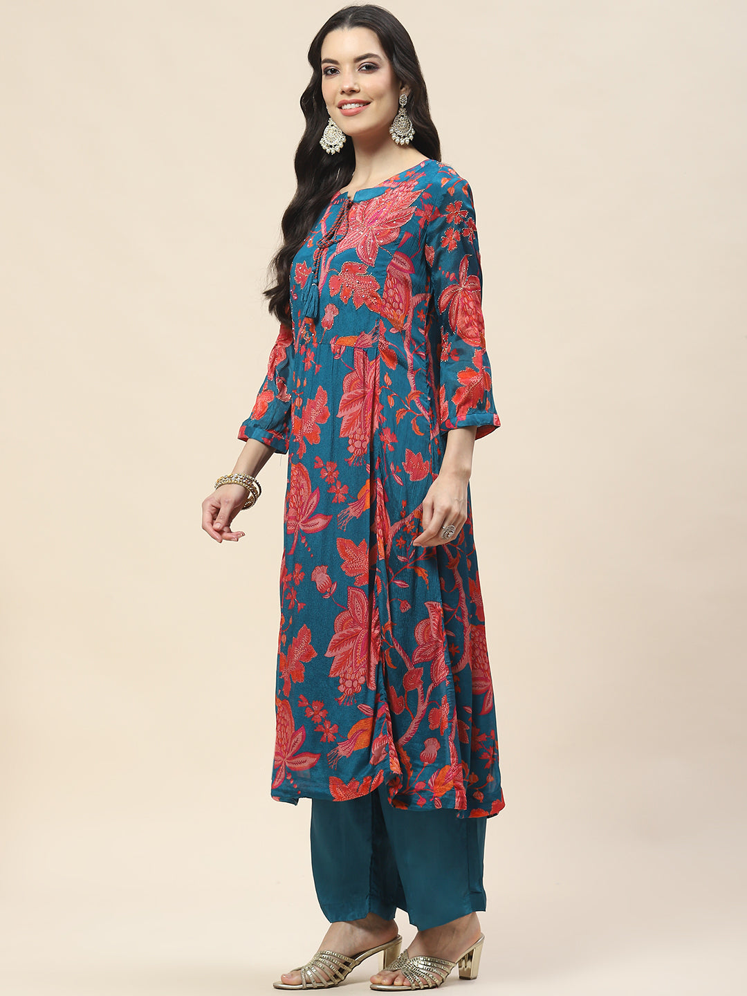 Floral Printed Muslin Kurta With Pants