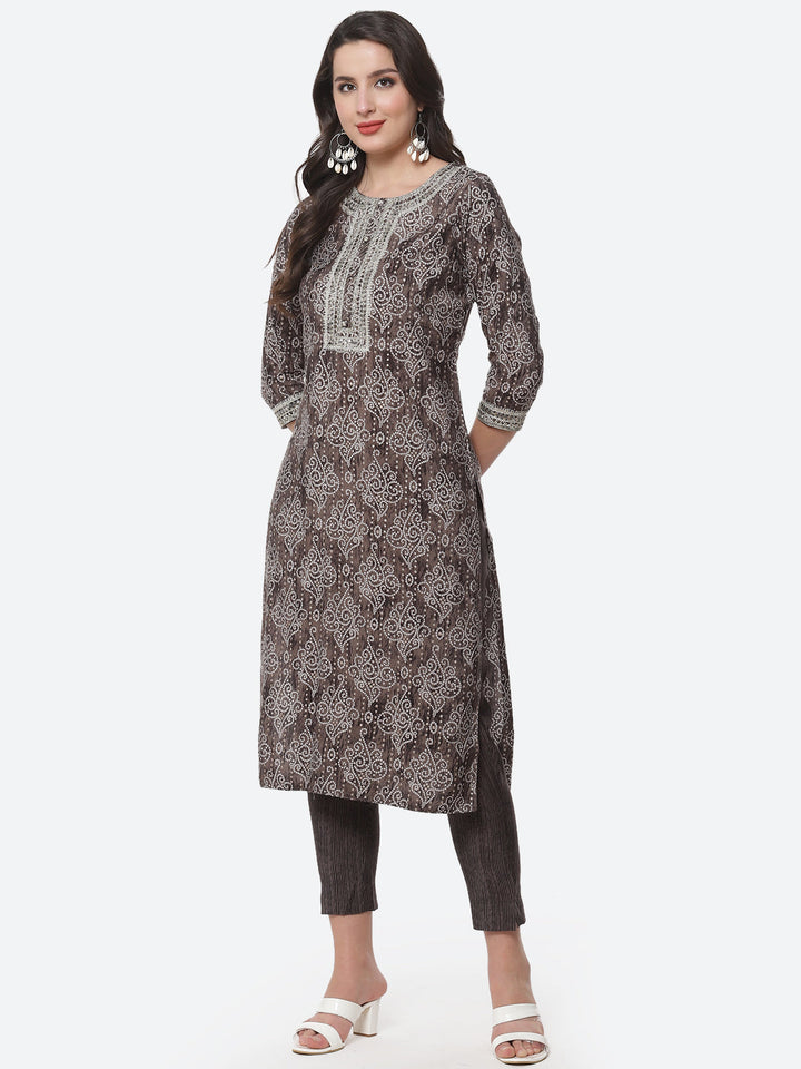 Bandhani Printed Zari Neck Cotton Kurti With Pant