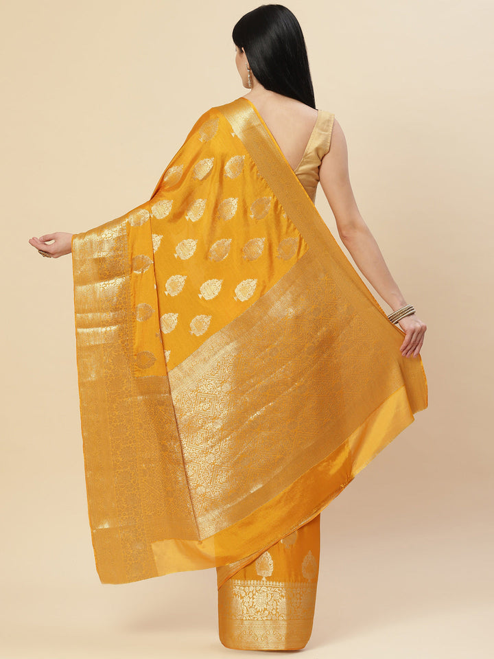 Zari Booti Crepe Plain Saree