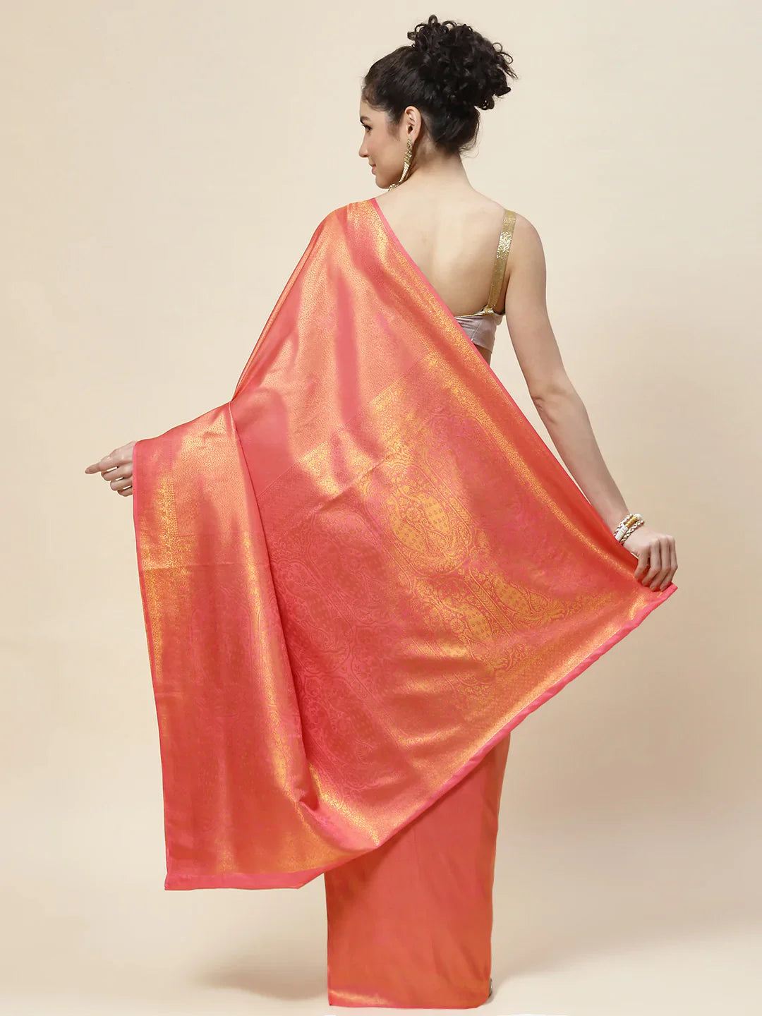 Zari Jaal Handloom Woven Saree