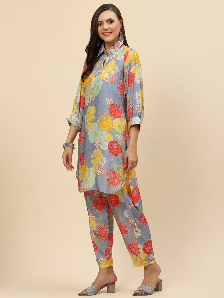 Floral Printed Muslin Kurta With Pants