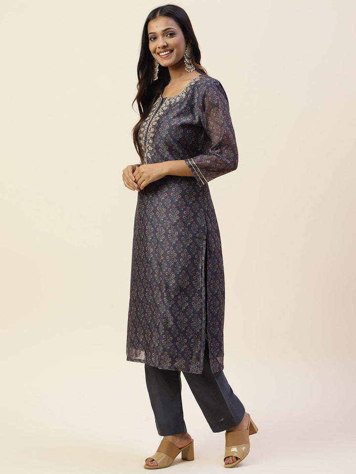 Printed &amp; Yoke Embroidered Chanderi Kurta With Pants