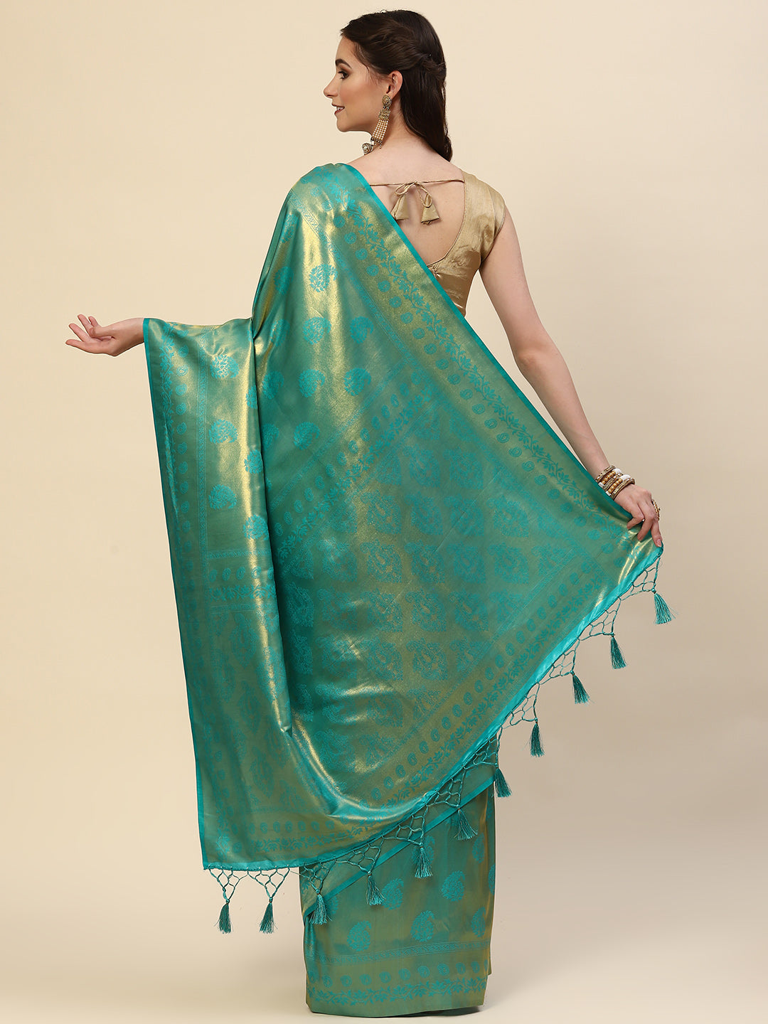Plain Zari Border Handloom Woven Saree