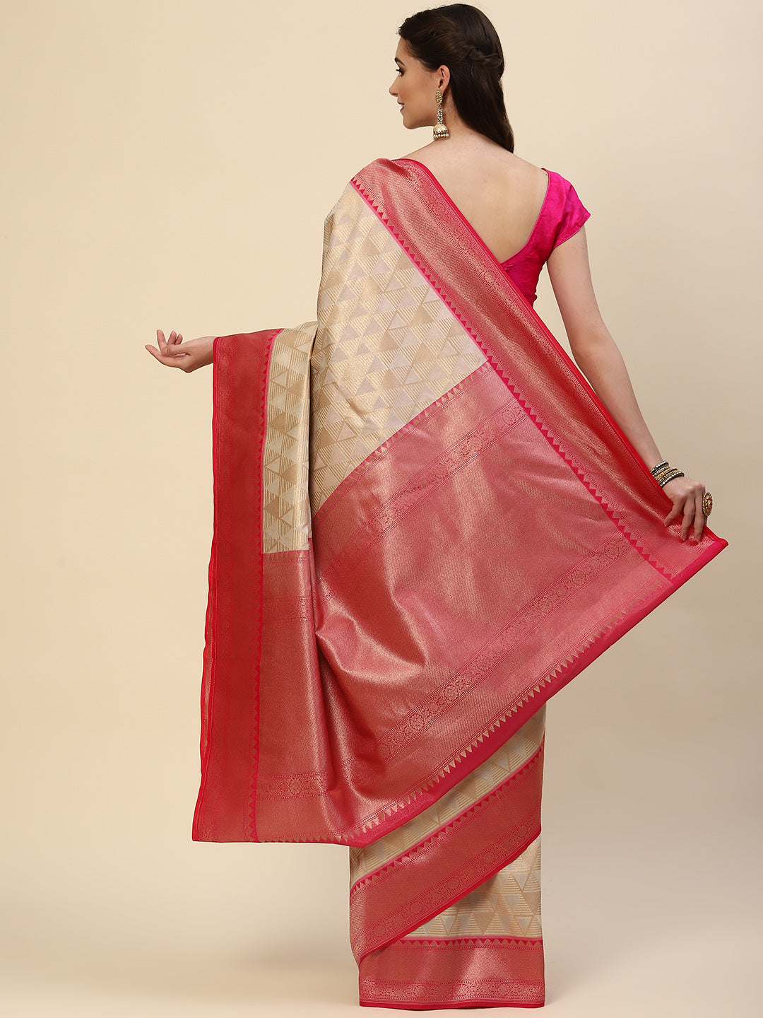 Zari Jaal Cotton Woven Saree