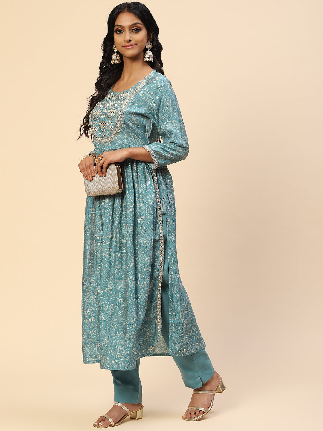 Embroidered Mirror Neck Printed Muslin Kurta With Pants