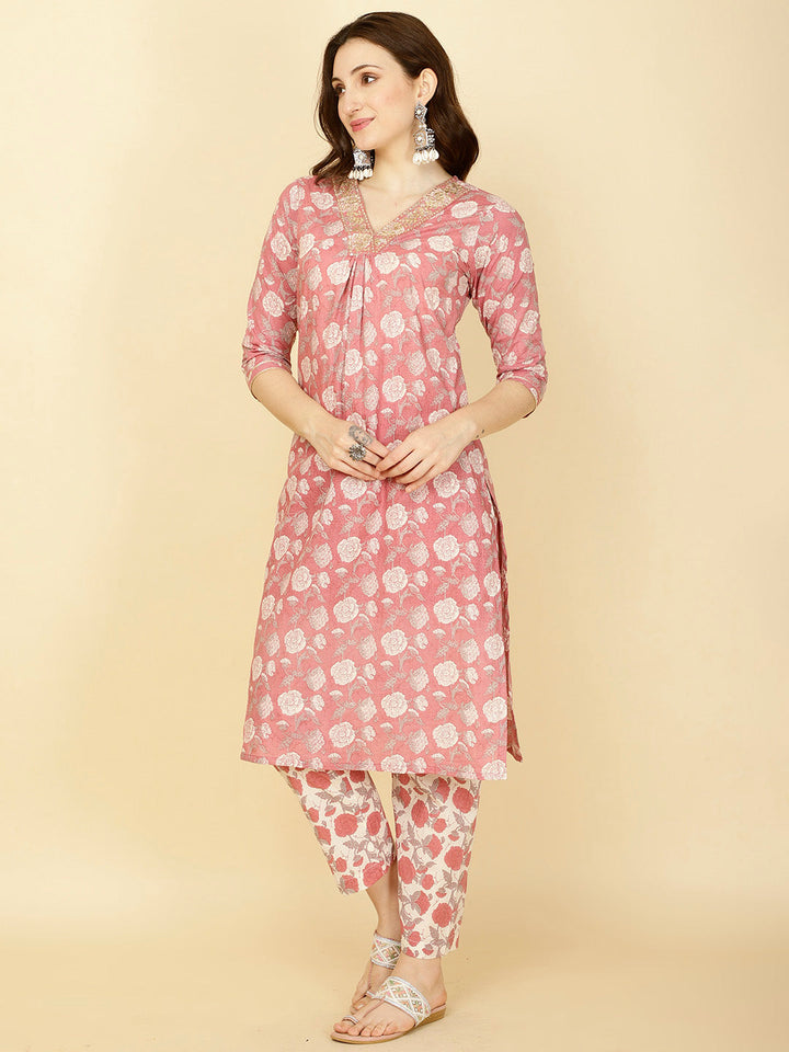 Floral Printed Cotton Kurta With Pants