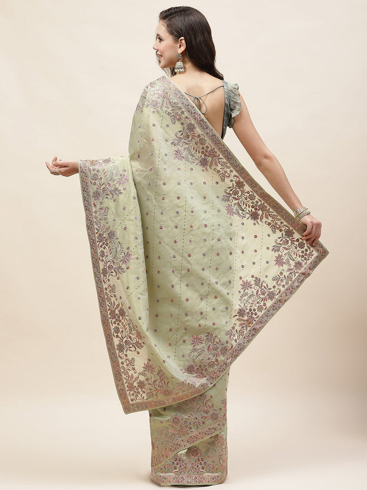 Resham Jaal Embroidery Banarsi Saree