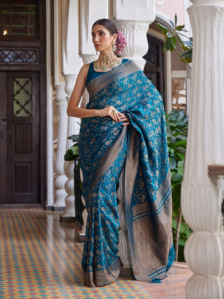 Floral Antique Jaal Crepe Plain Saree