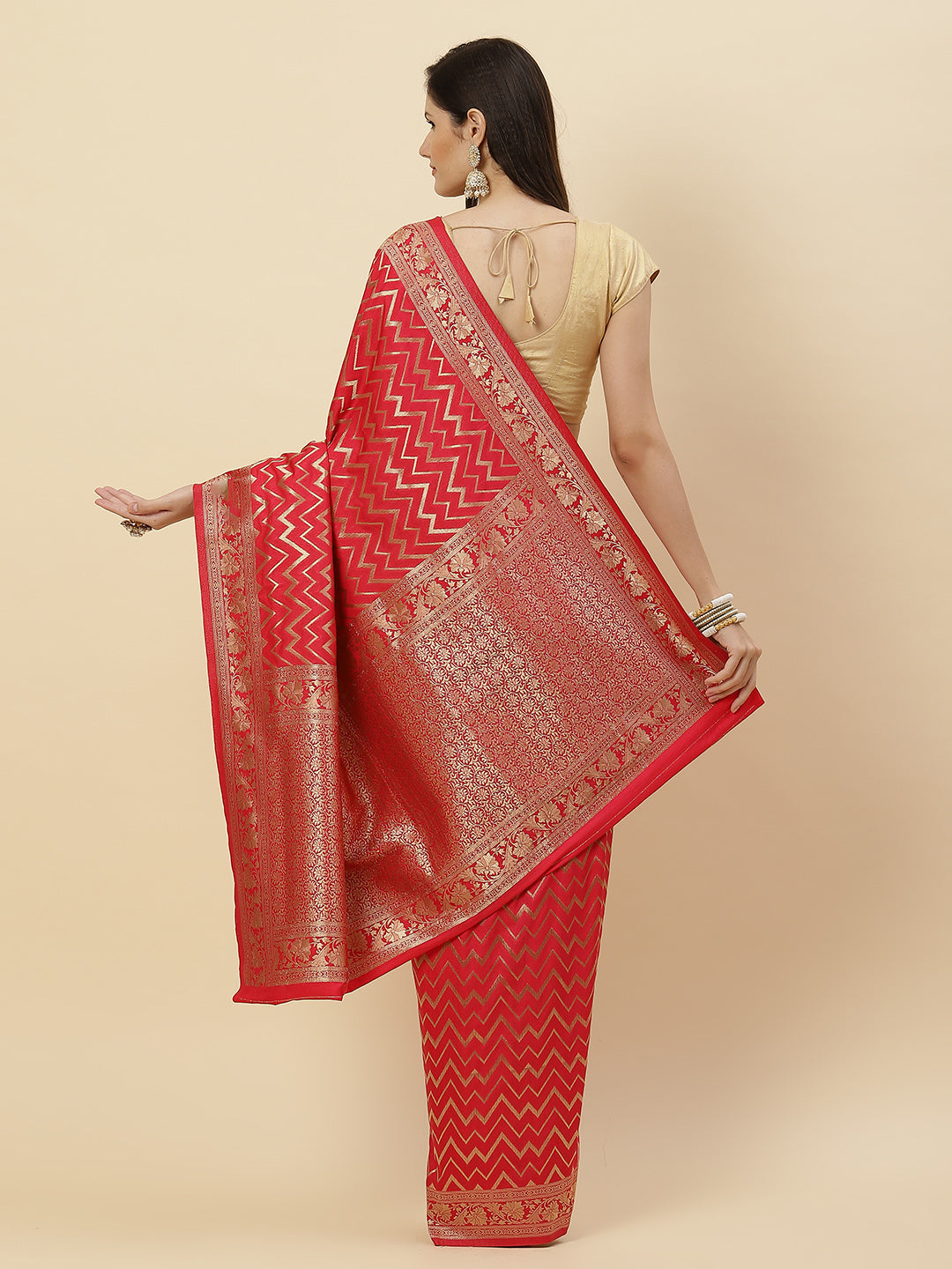 Zari Jaal Art Handloom Woven Saree