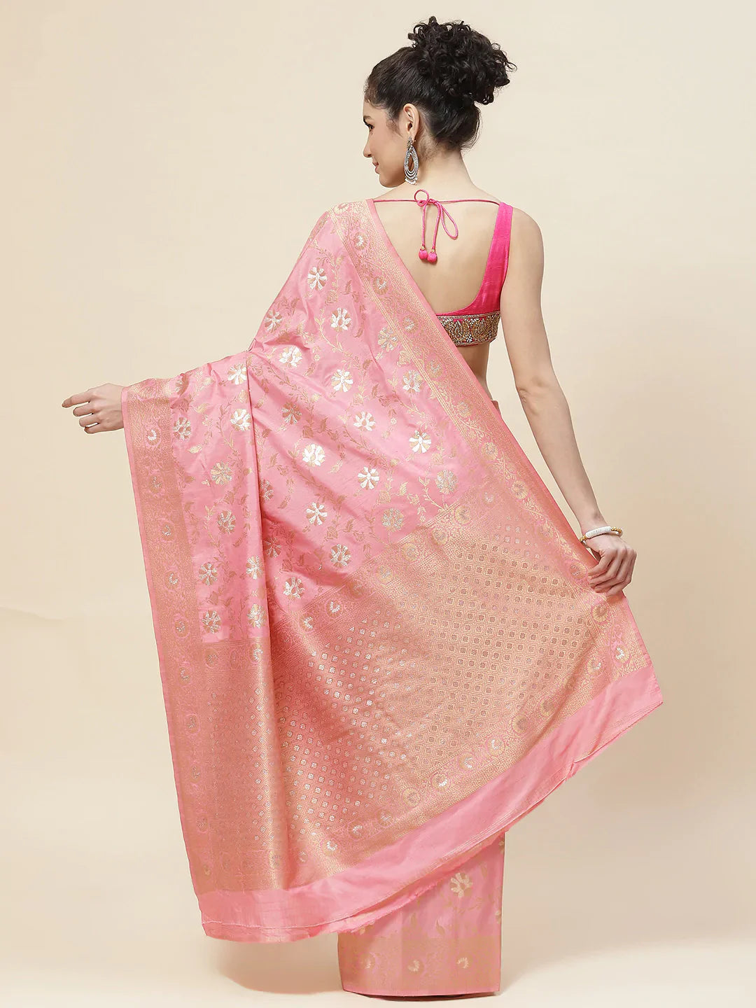 Floral Zari Border Handloom Woven Saree