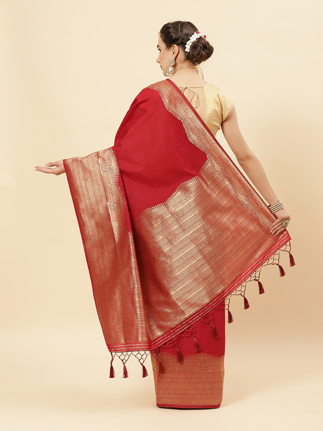 Art Handloom Saree with Zari Border