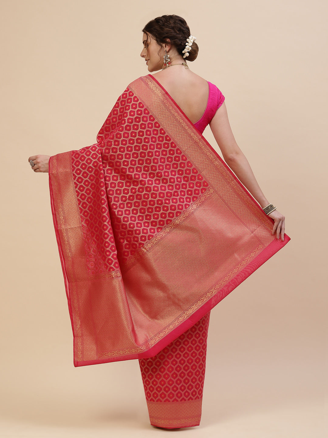 Zari Jaal Cotton Woven Saree