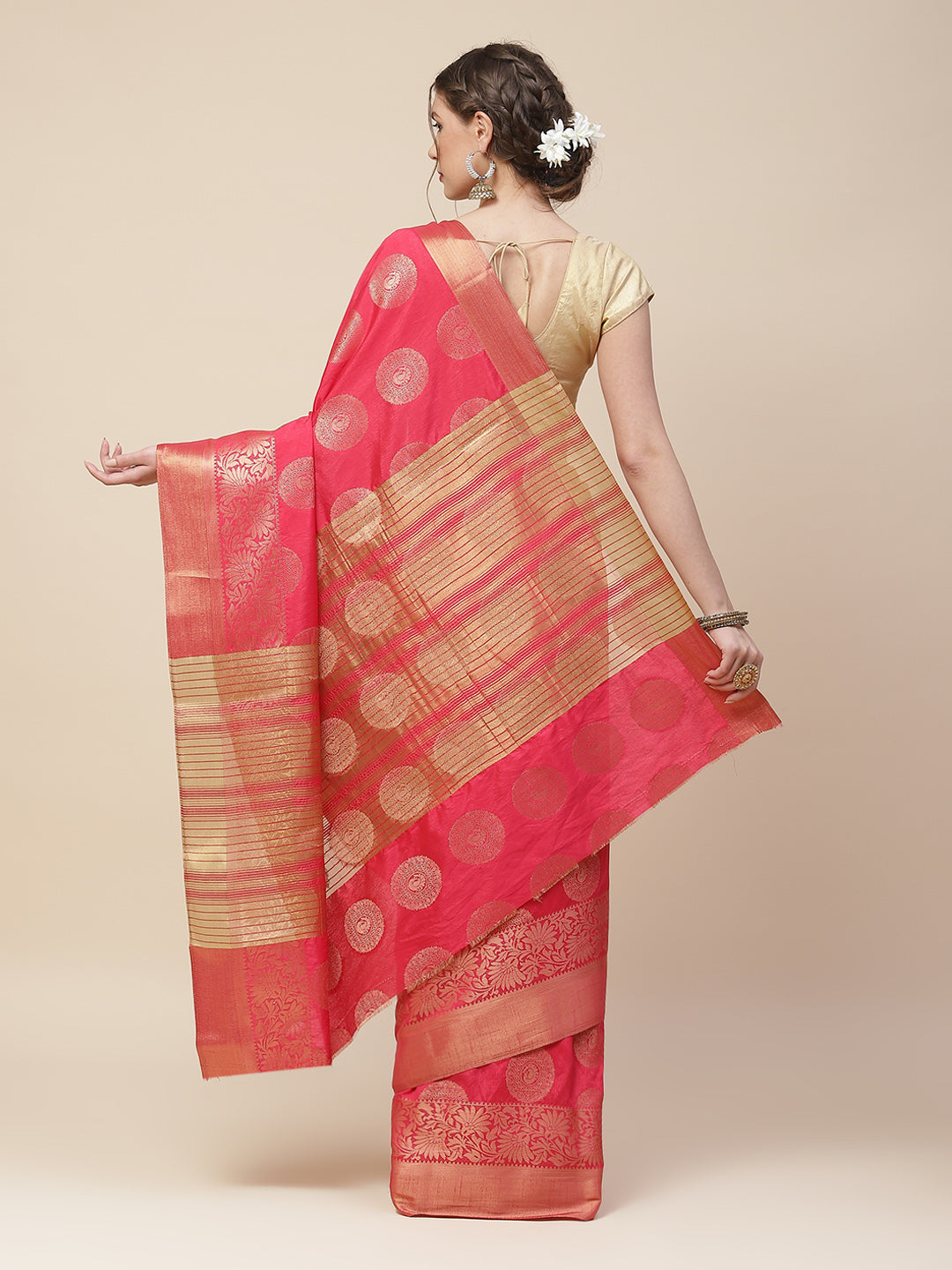 Zari Border Booti Art Handloom Woven Saree