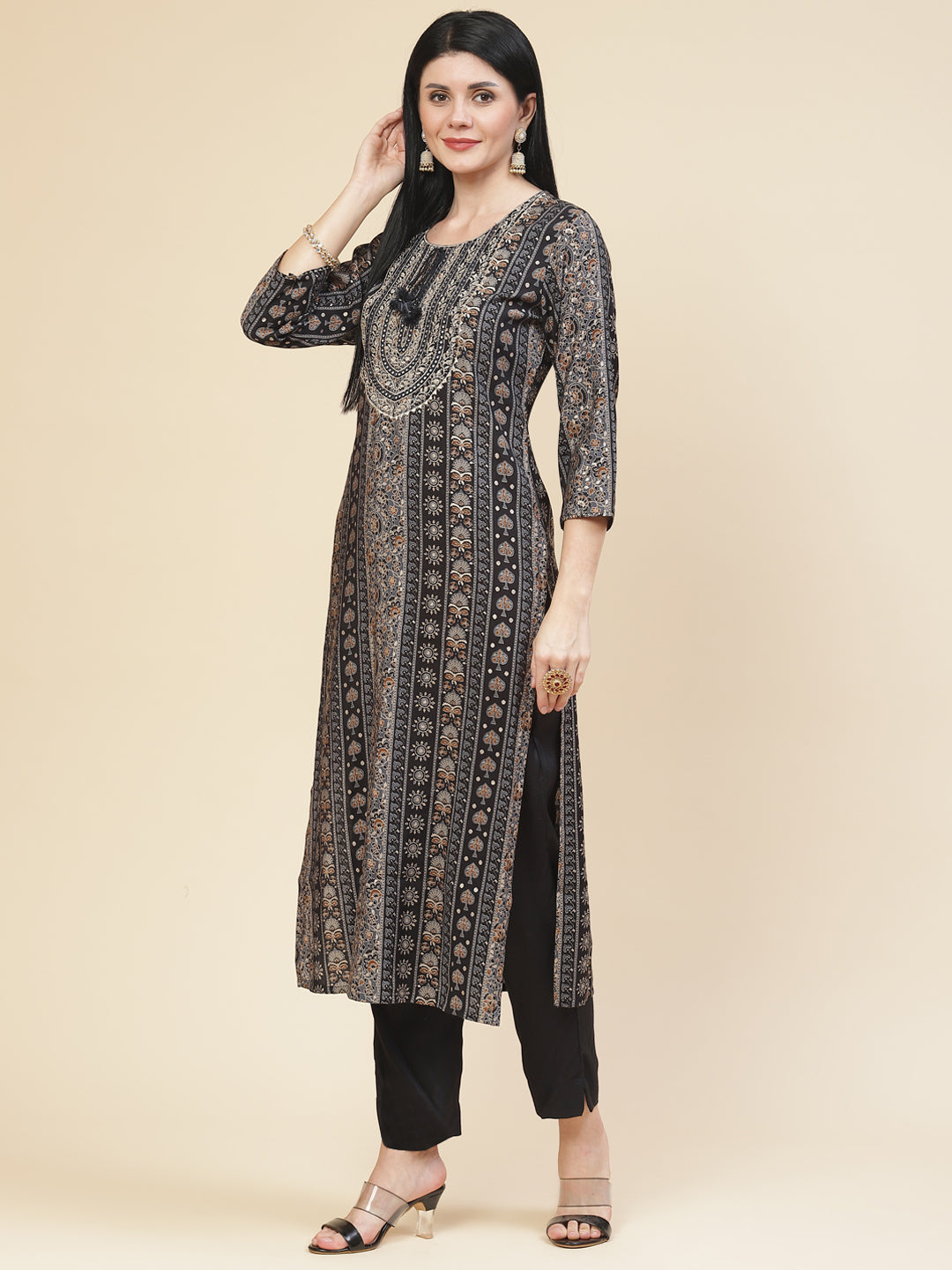 Neck Embroidered &amp; Printed Muslin Kurta With Pants