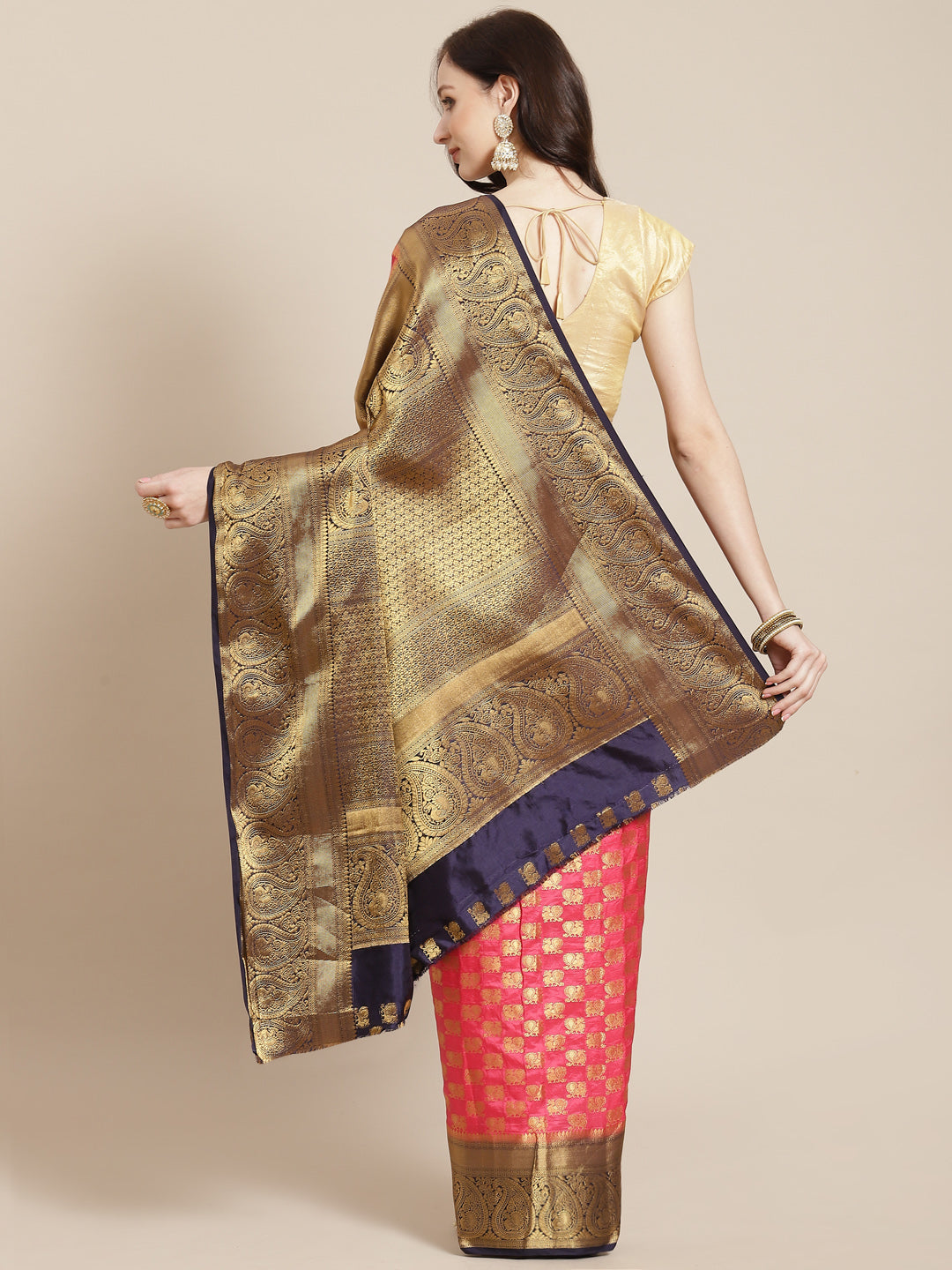 Zari Border Booti Art Handloom Woven Saree