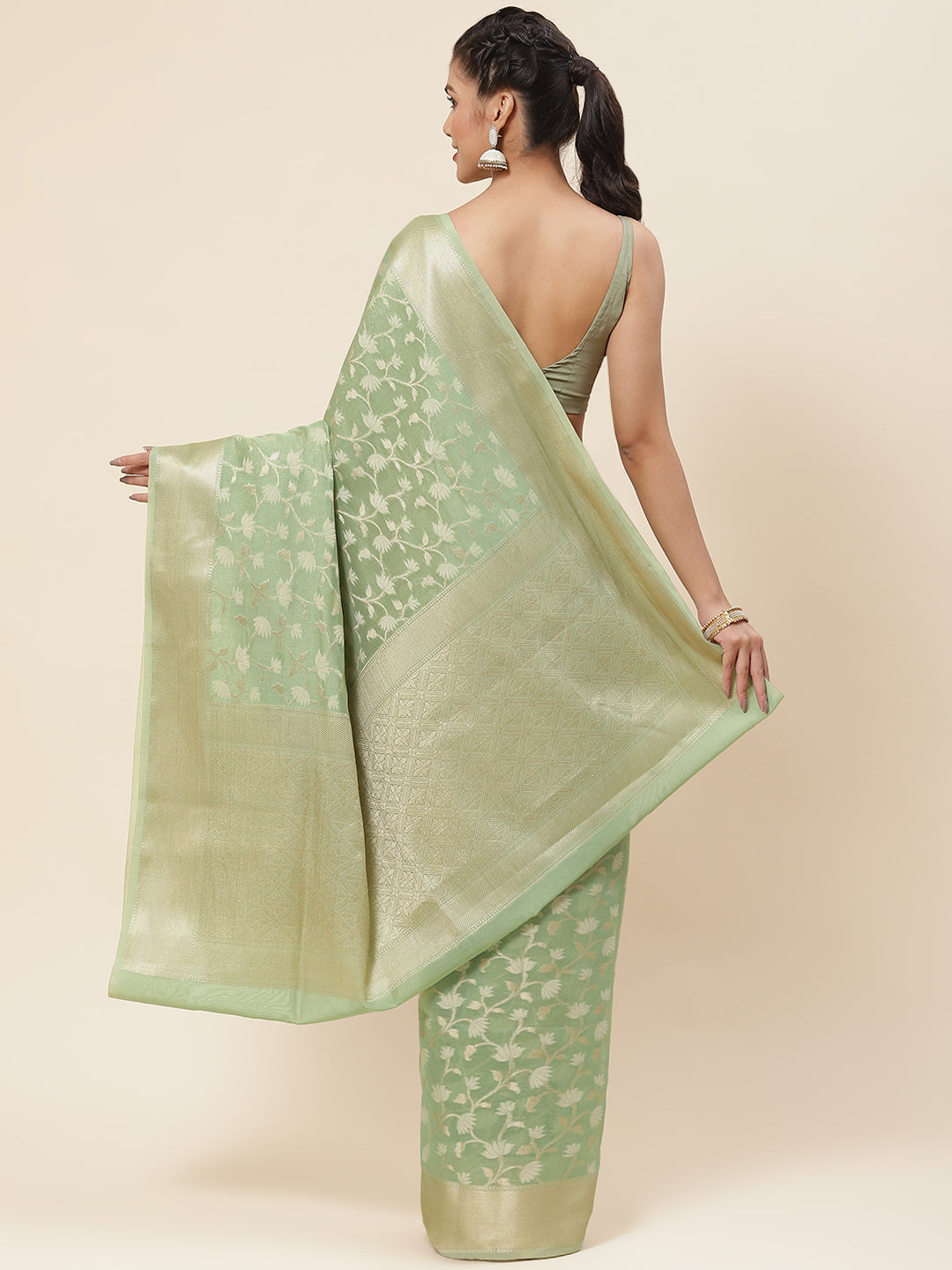 Floral Jaal Woven Cotton Saree