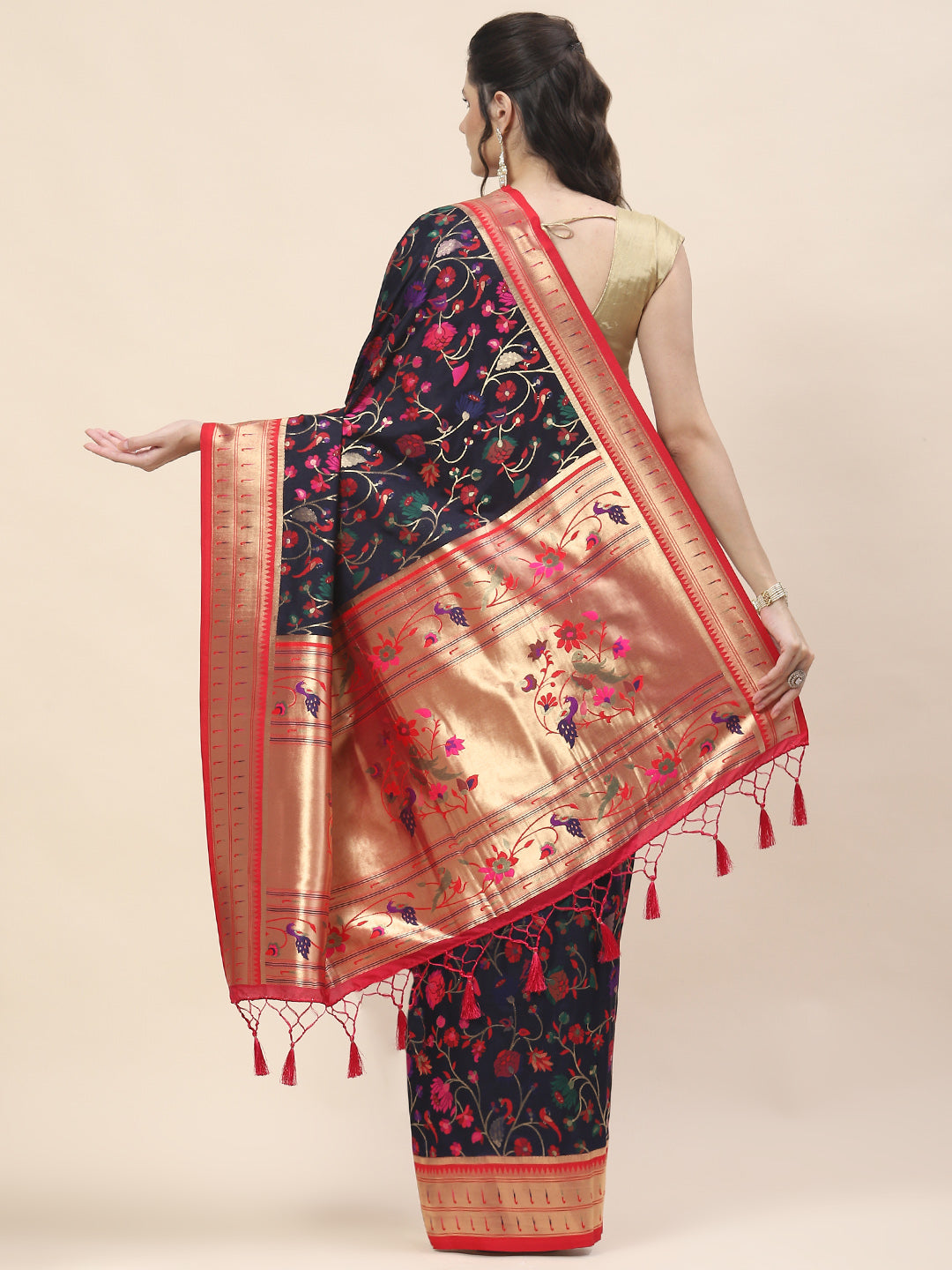 Zari Jaal Woven Handloom Saree