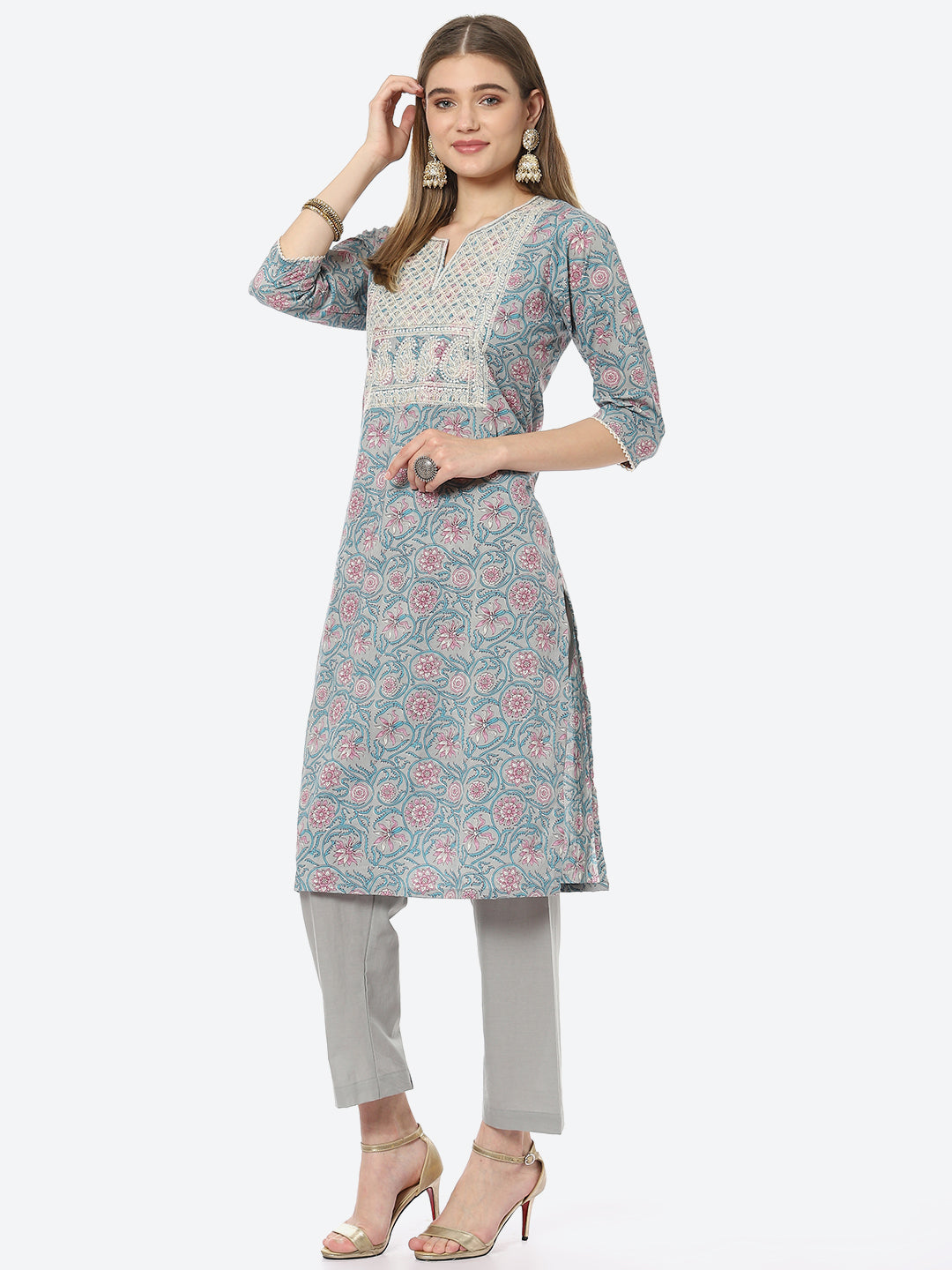 Resham Neck Embroidered Printed Chanderi Kurta With Pant