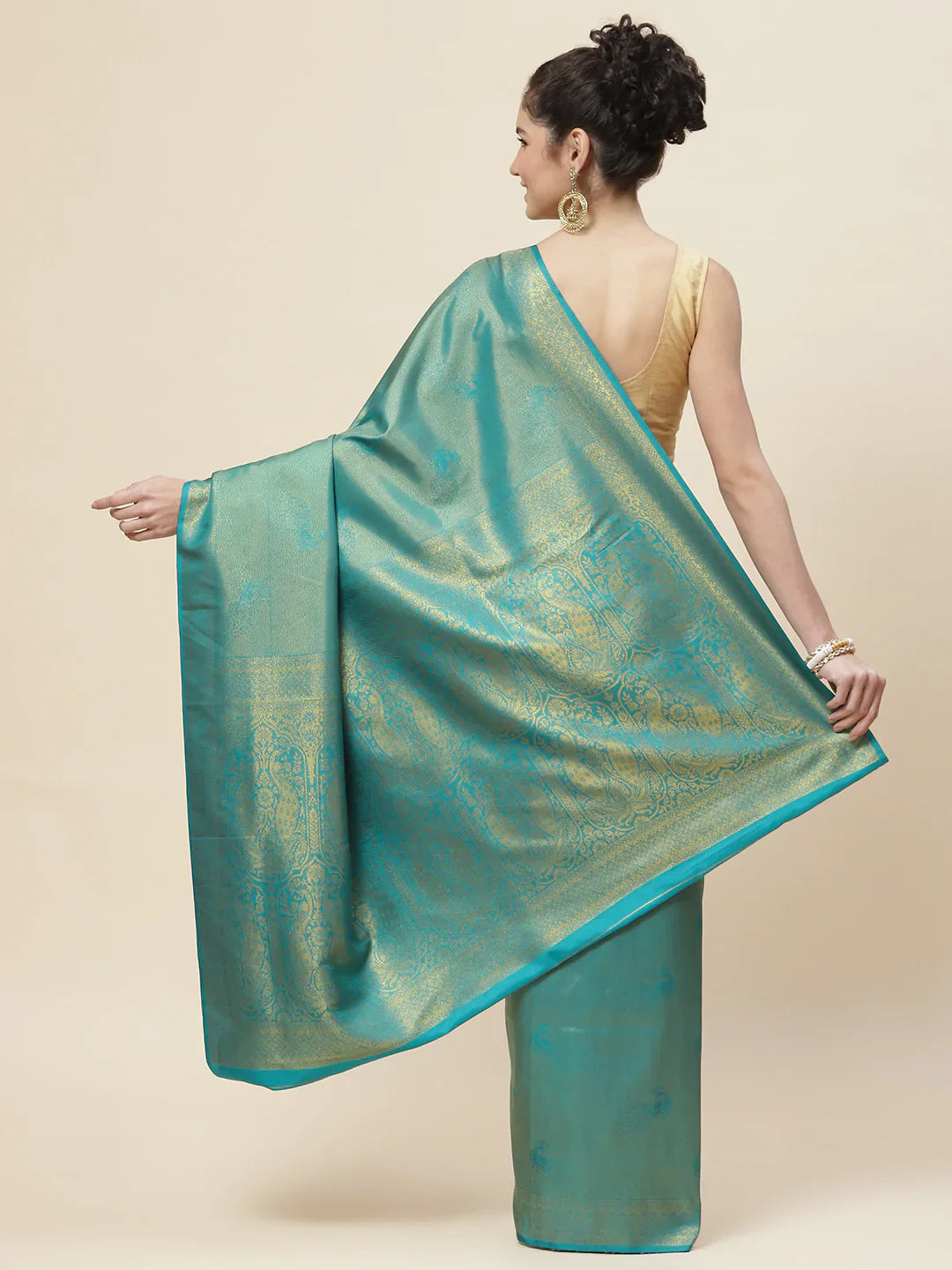 Zari Jaal Handloom Woven Saree