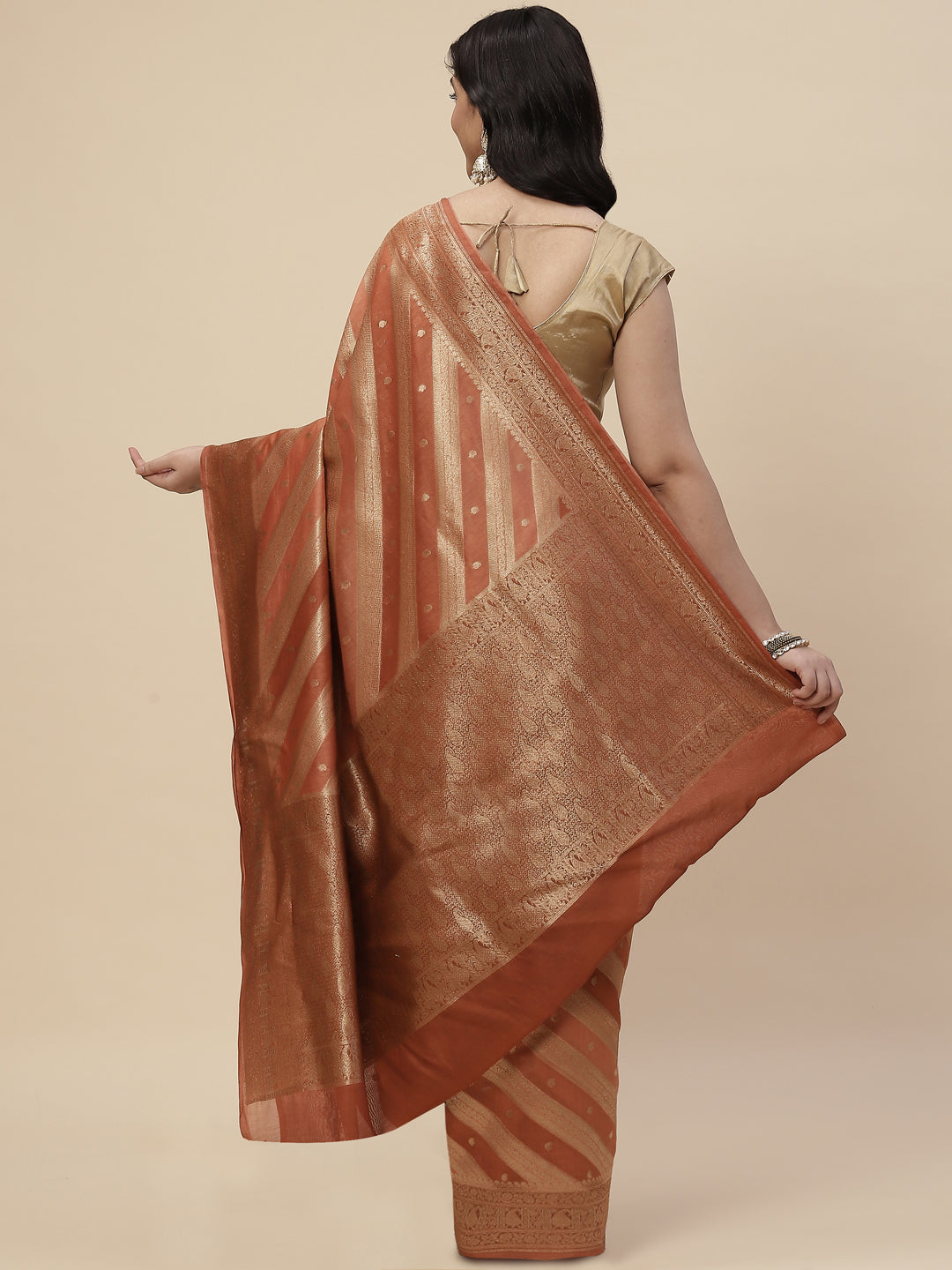 Zari Jaal Cotton Woven Saree