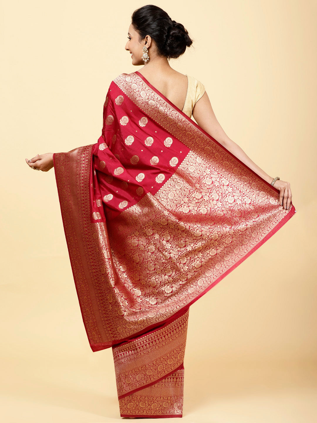 Floral Booti Handloom Woven Saree