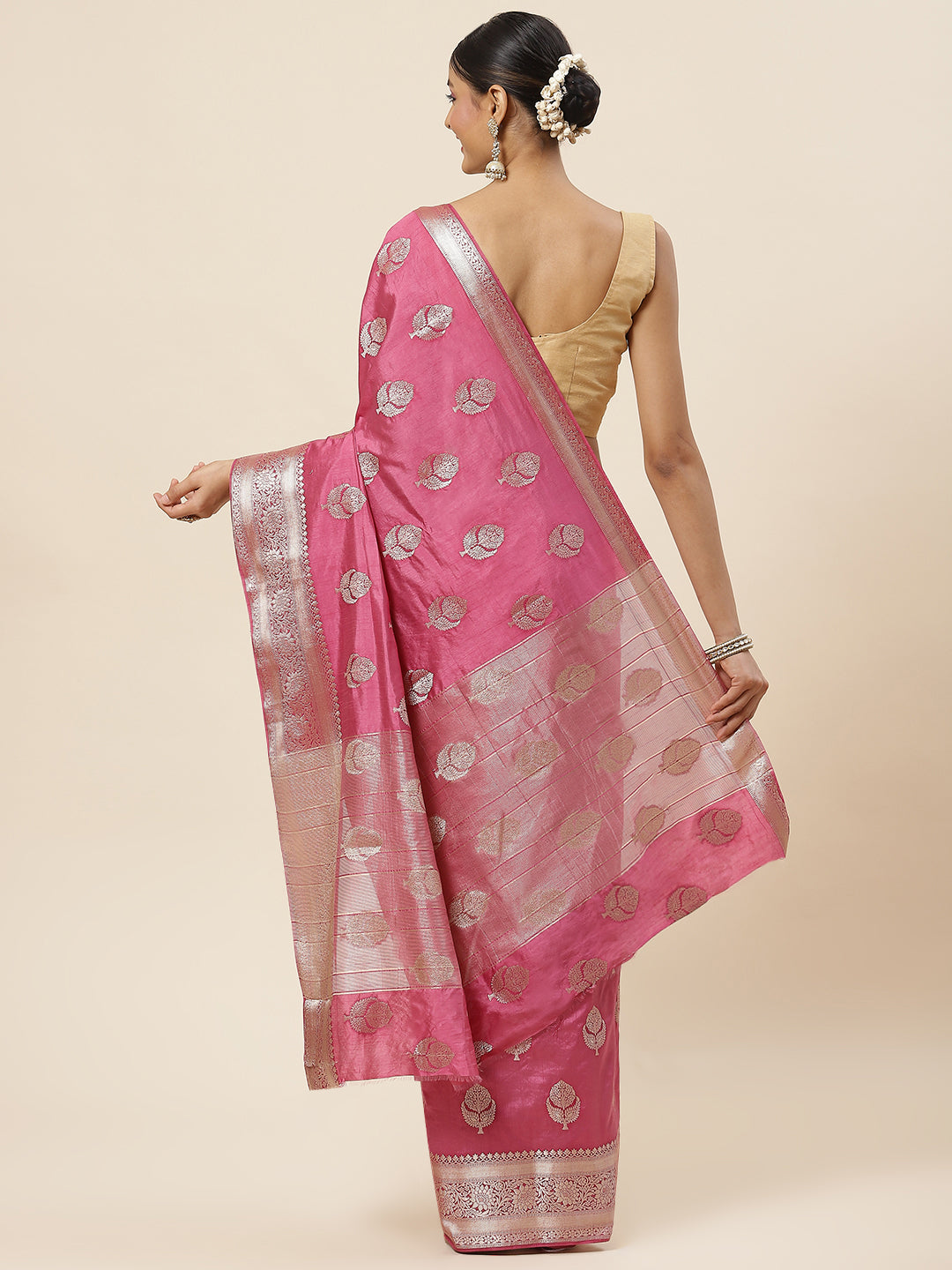 Zari Booti Woven Handloom Saree