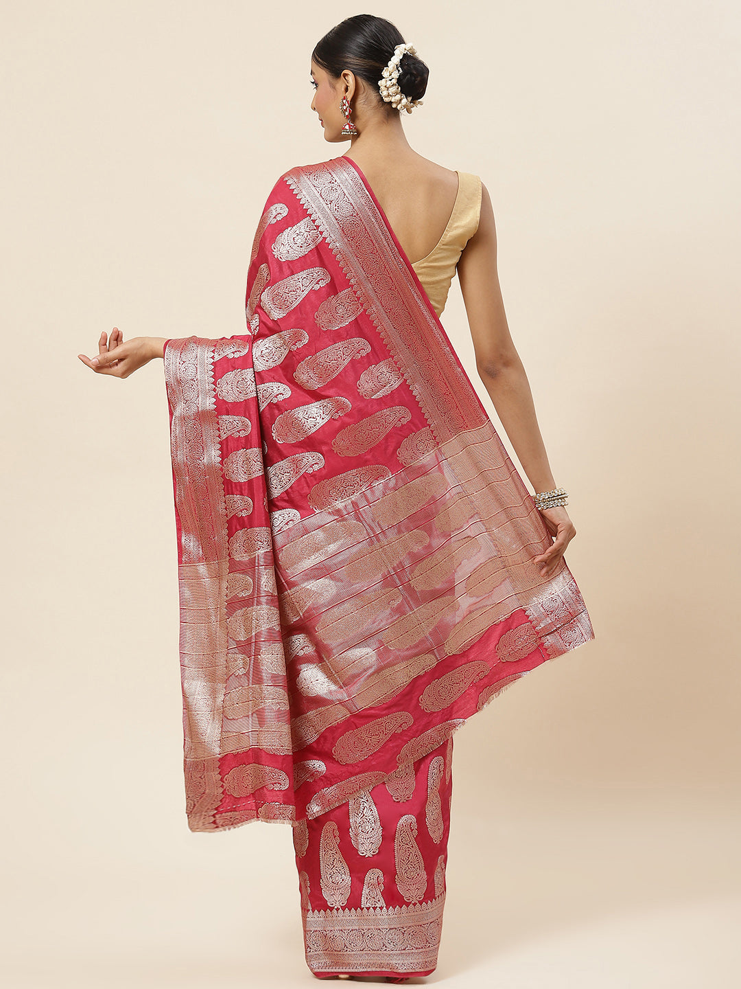 Zari Paisley Woven Handloom Saree