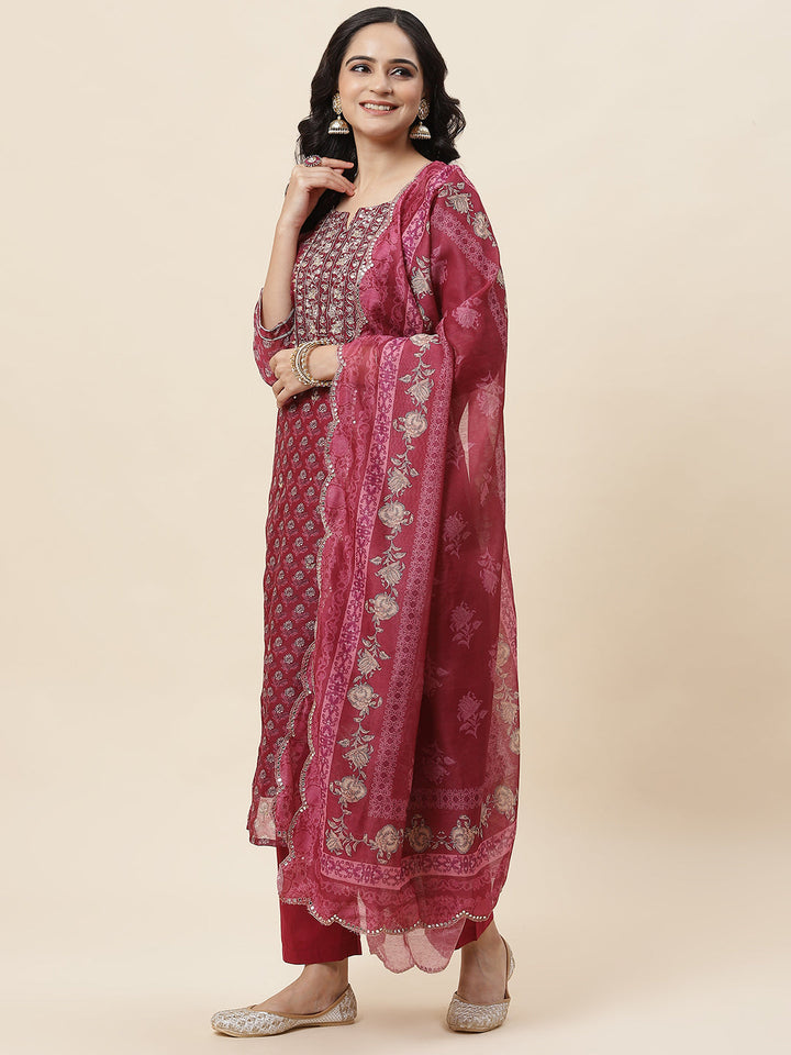 Floral Printed Chanderi Kurta With Pants &amp; Dupatta