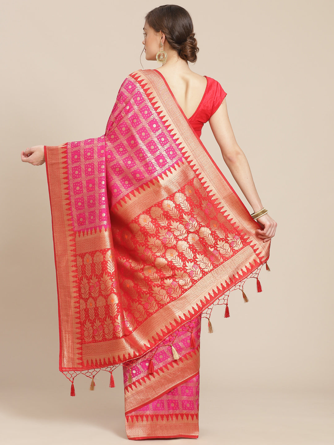 Bandhez Art Handloom Saree with Zari Border