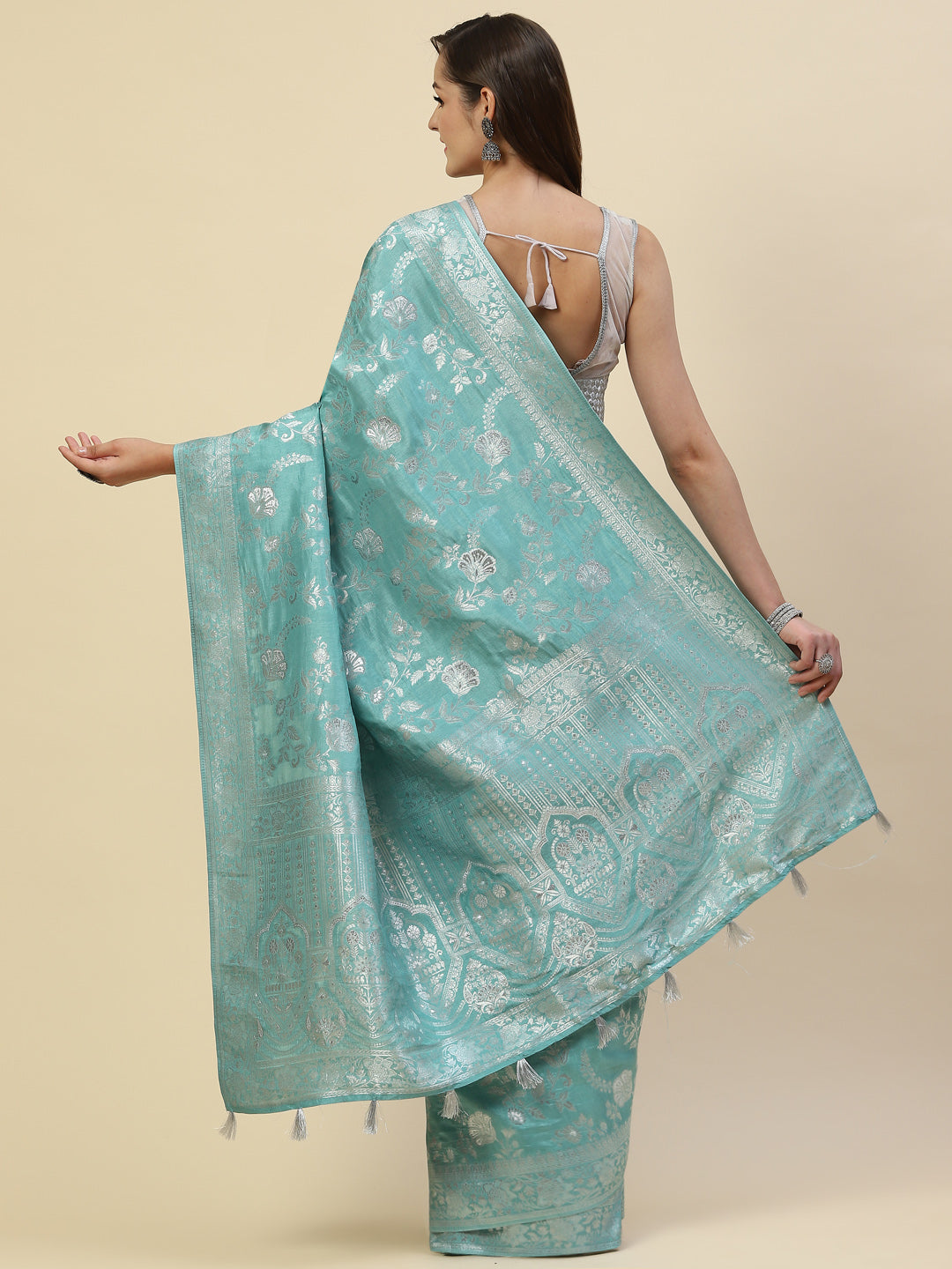 Zari Jaal Handloom Woven Saree