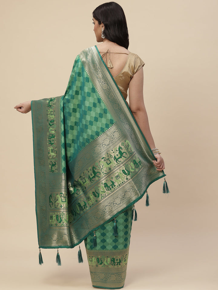 Zari Border Handloom Woven Saree