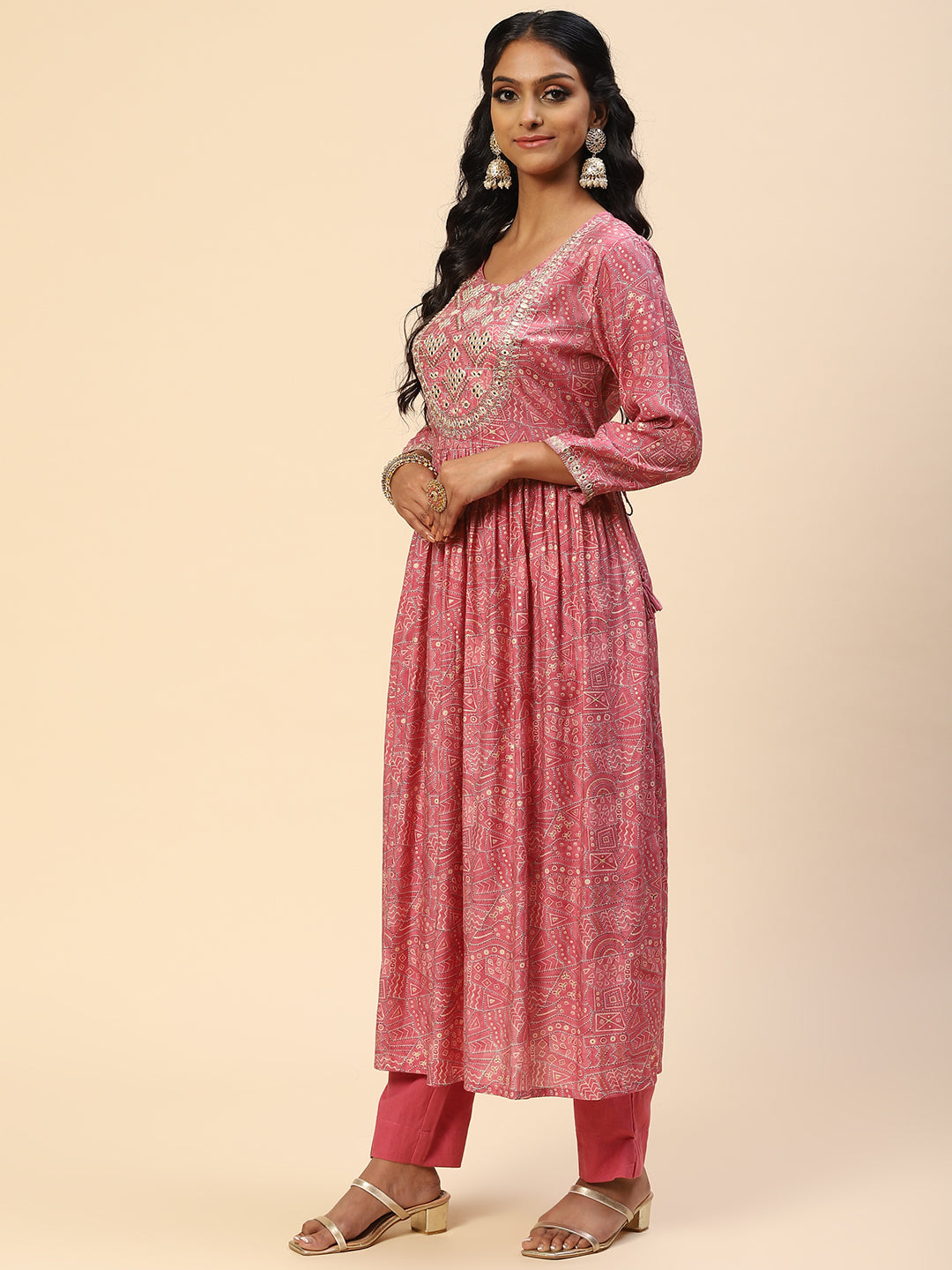 Embroidered Mirror Neck Printed Muslin Kurta With Pants