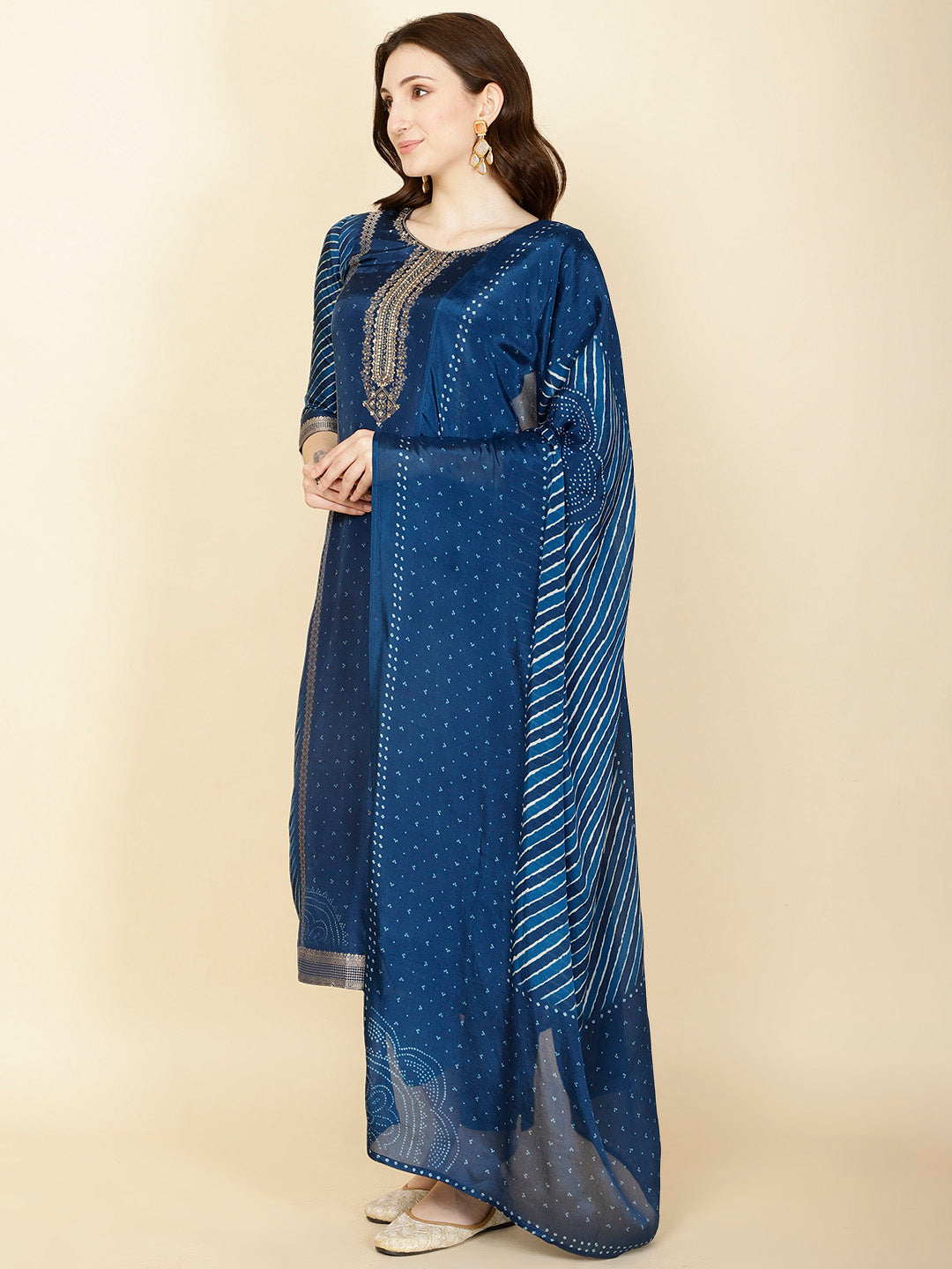 Abstract Printed Handloom Kurta With Pants &amp; Dupatta