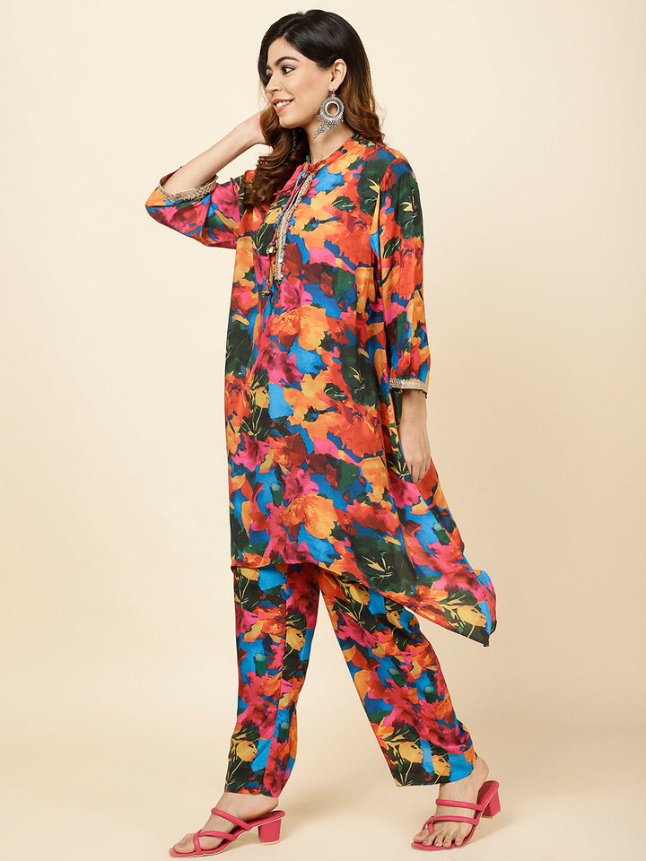 Floral Printed Muslin Kurta With Pants
