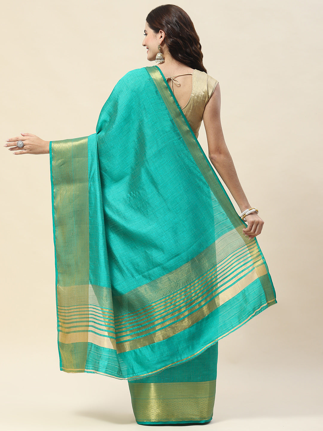 Plain Zari Border Woven Handloom Saree