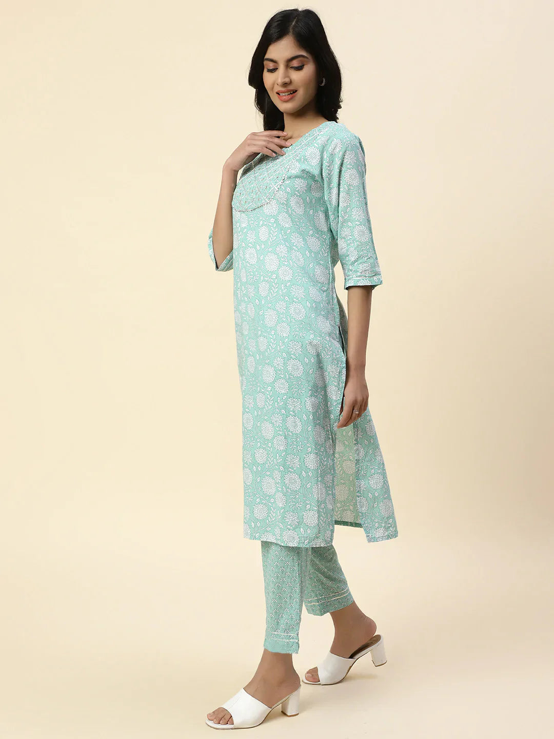 Floral Printed Cotton Kurta With Pants