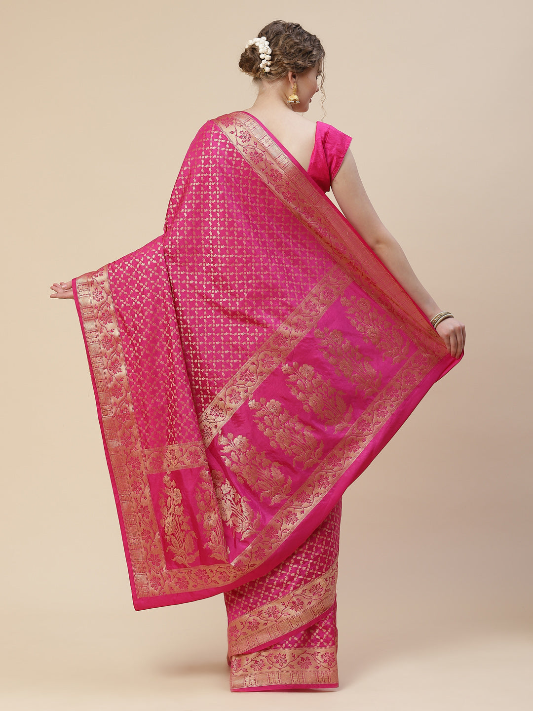 Zari Jaal Cotton Woven Saree