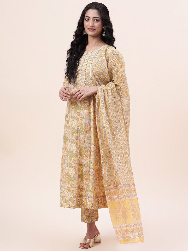 Floral Printed Cotton Kurta With Pants &amp; Dupatta